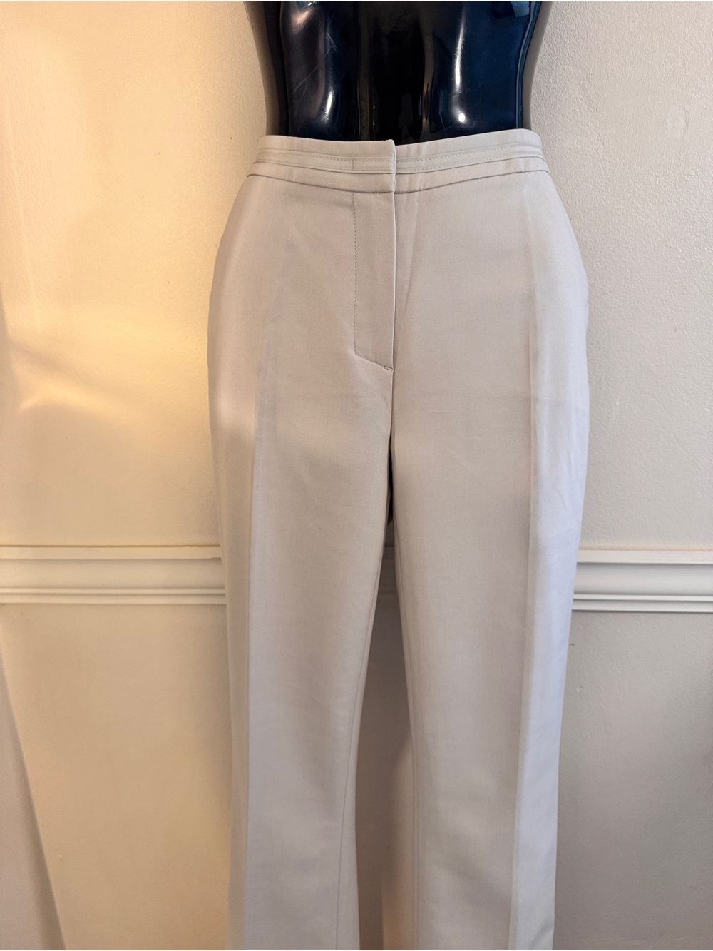 Wolford Cream Straight-Leg Trousers | Size 4